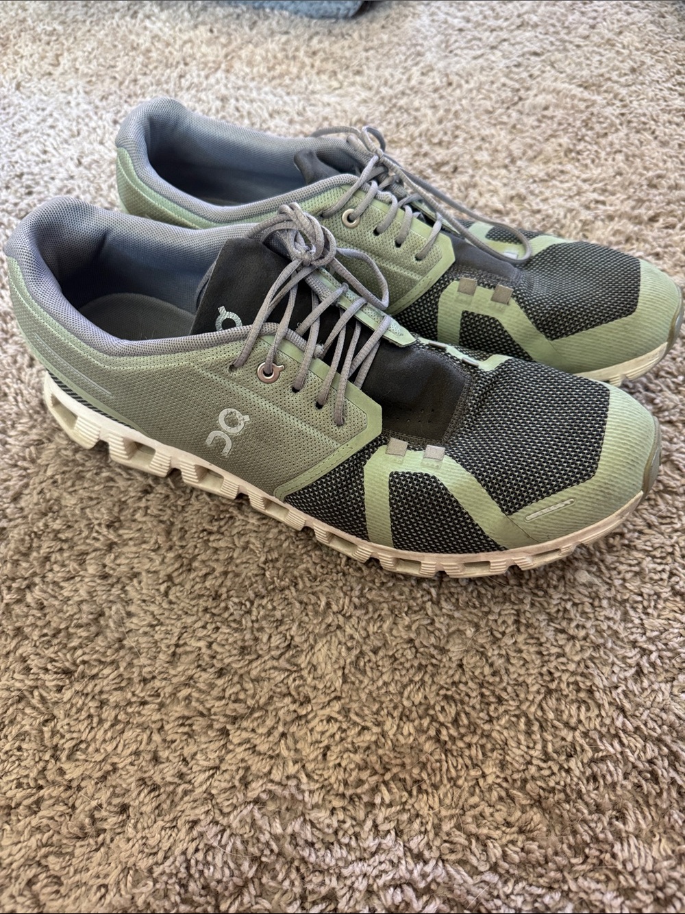 On Running Men’s Cloud Trainer in Sage Green and Black
